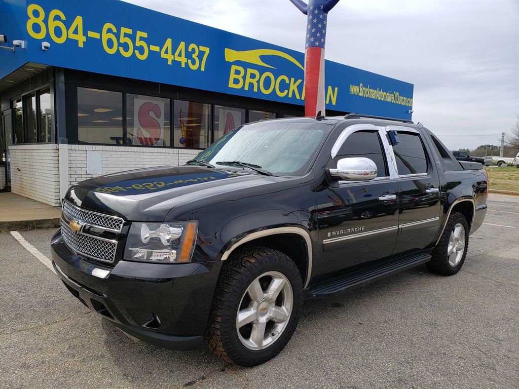 2009 chevy avalanche ltz towing capacity